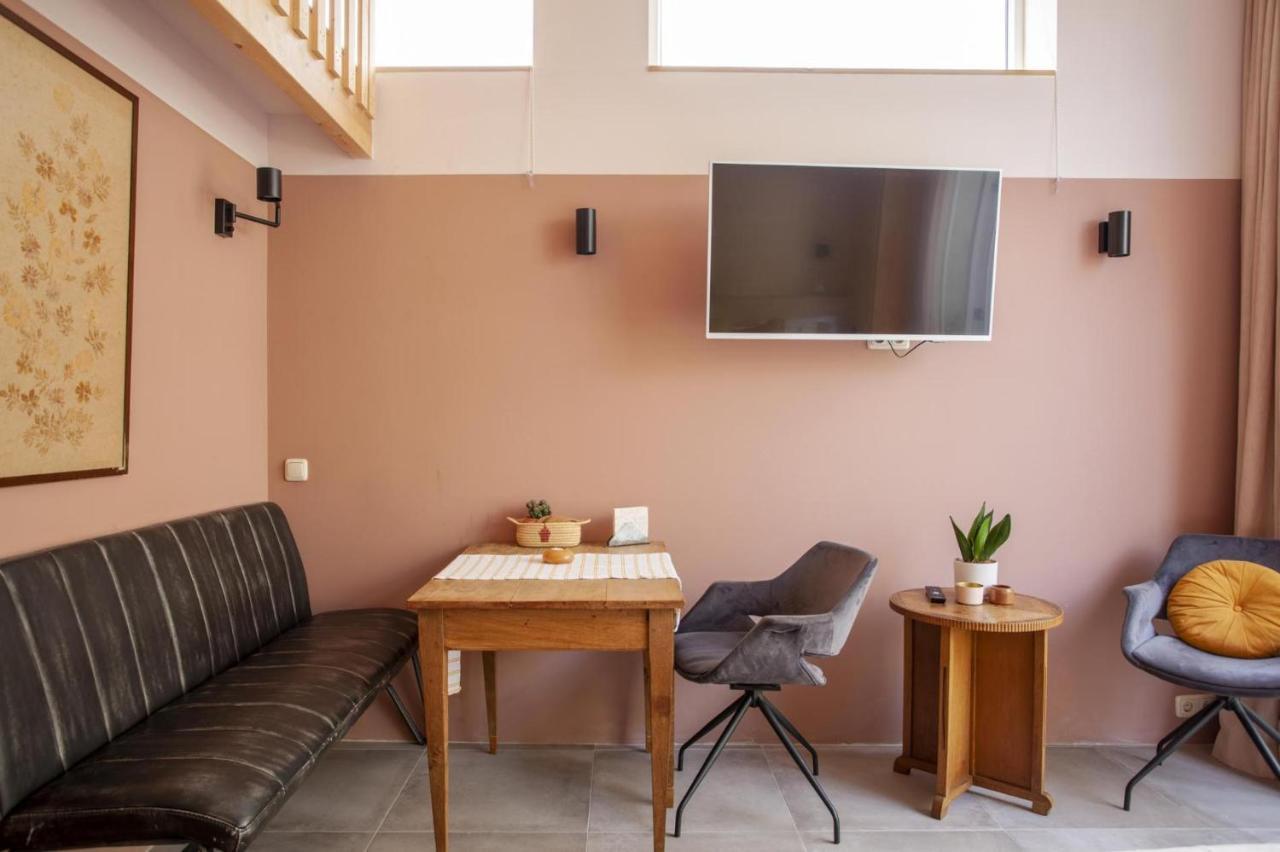 Lovely And Charming Guesthouse Near City Center, Close To Rotterdam 도르드레흐트 객실 사진